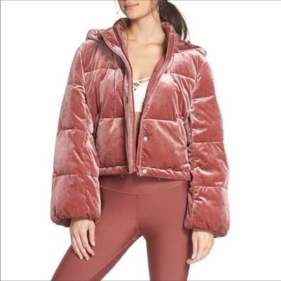 ALO Yoga Jackets & Blazers - ALO Yoga Velvet Puffer Rosewood Hooded Crop Coat Jacket